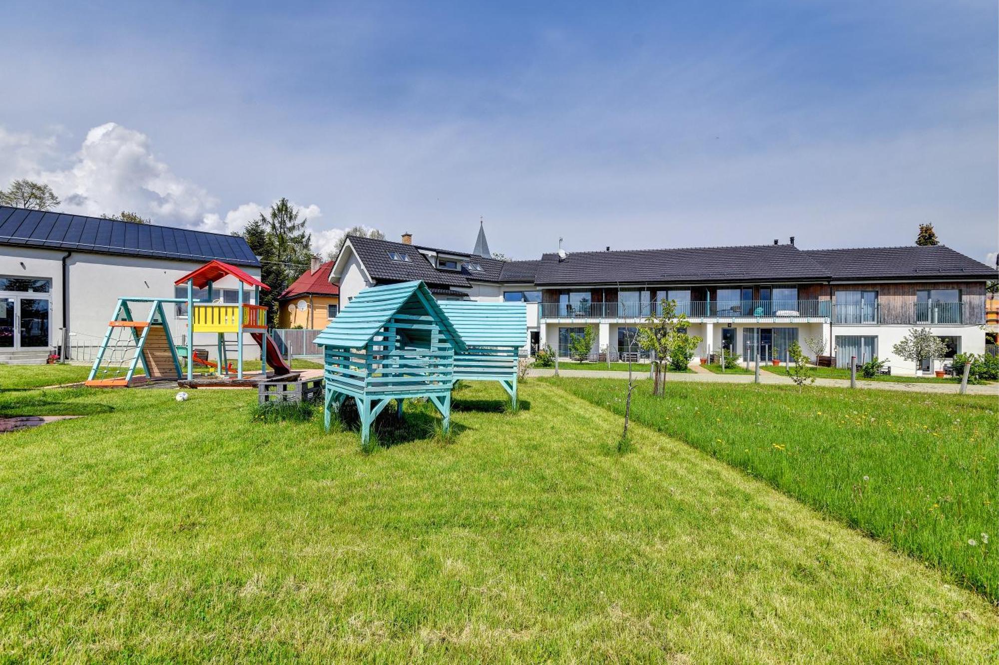 Penzion Ceresnovy Sad & Wellness Vysoké Tatry Eksteriør billede